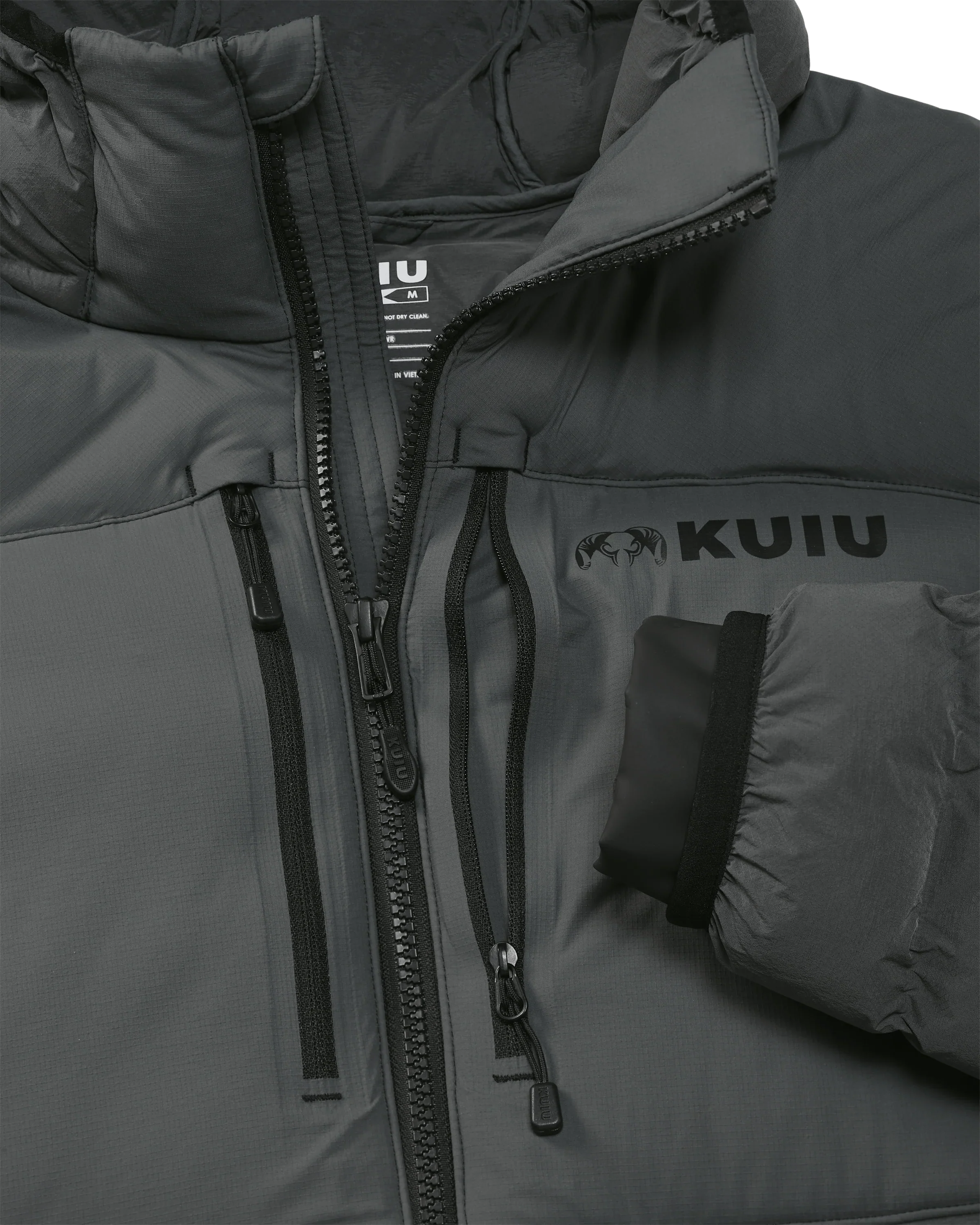 Outlet Flyway Insulated Hooded Jacket | Gunmetal